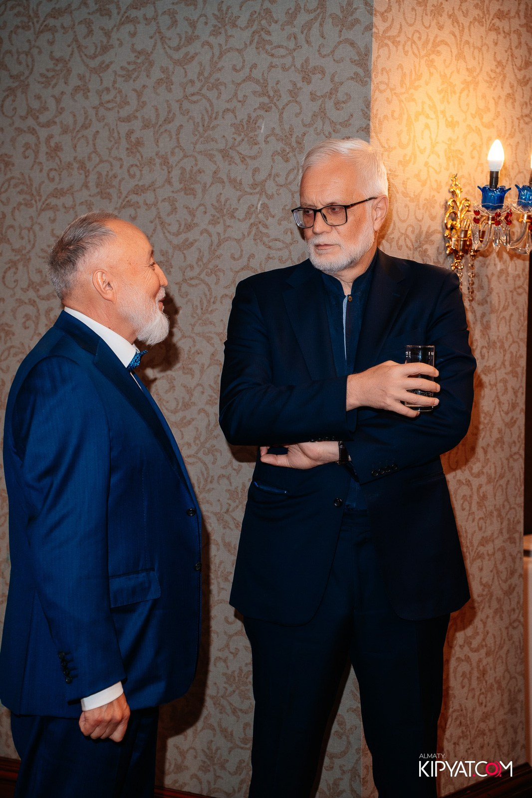 БЛАГОТВОРИТЕЛЬНЫЙ УЖИН В ЧЕСТЬ 30-ЛЕТИЯ ROTARY CLUB OF ALMATY. КИПЯТКОМ АЛМАТЫ!