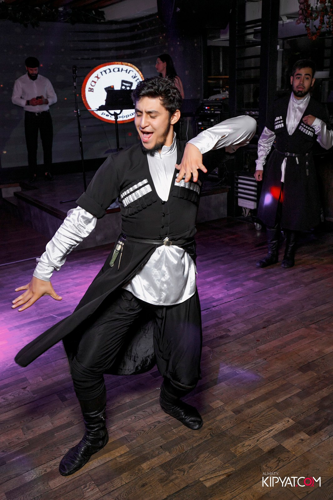 ВАХТАНГУРИ. КИПЯТКОМ АЛМАТЫ!