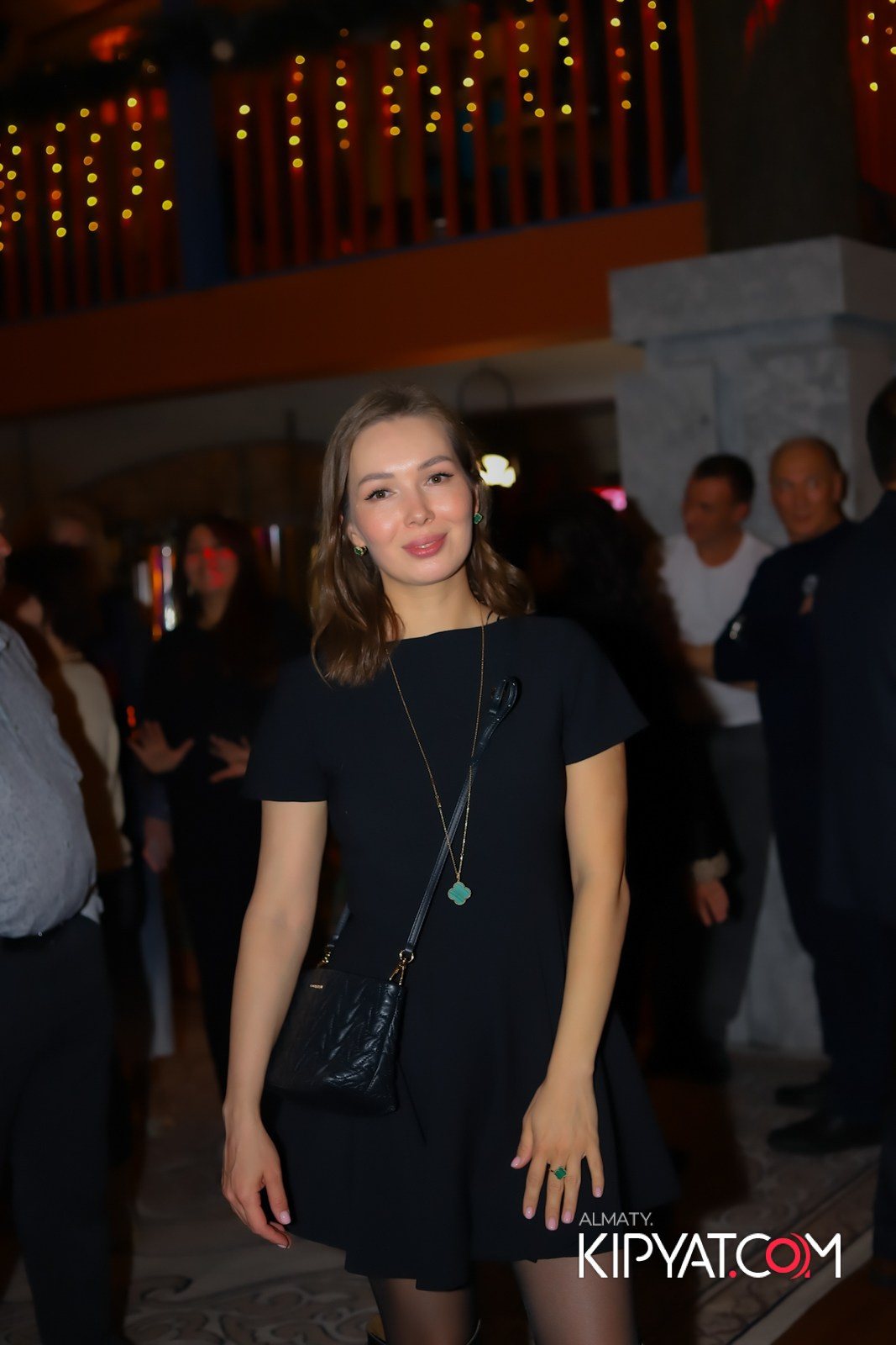 ГРУЗИНСКИЙ ДВОР НА КАБАНБАЙ БАТЫРА. КИПЯТКОМ АЛМАТЫ!