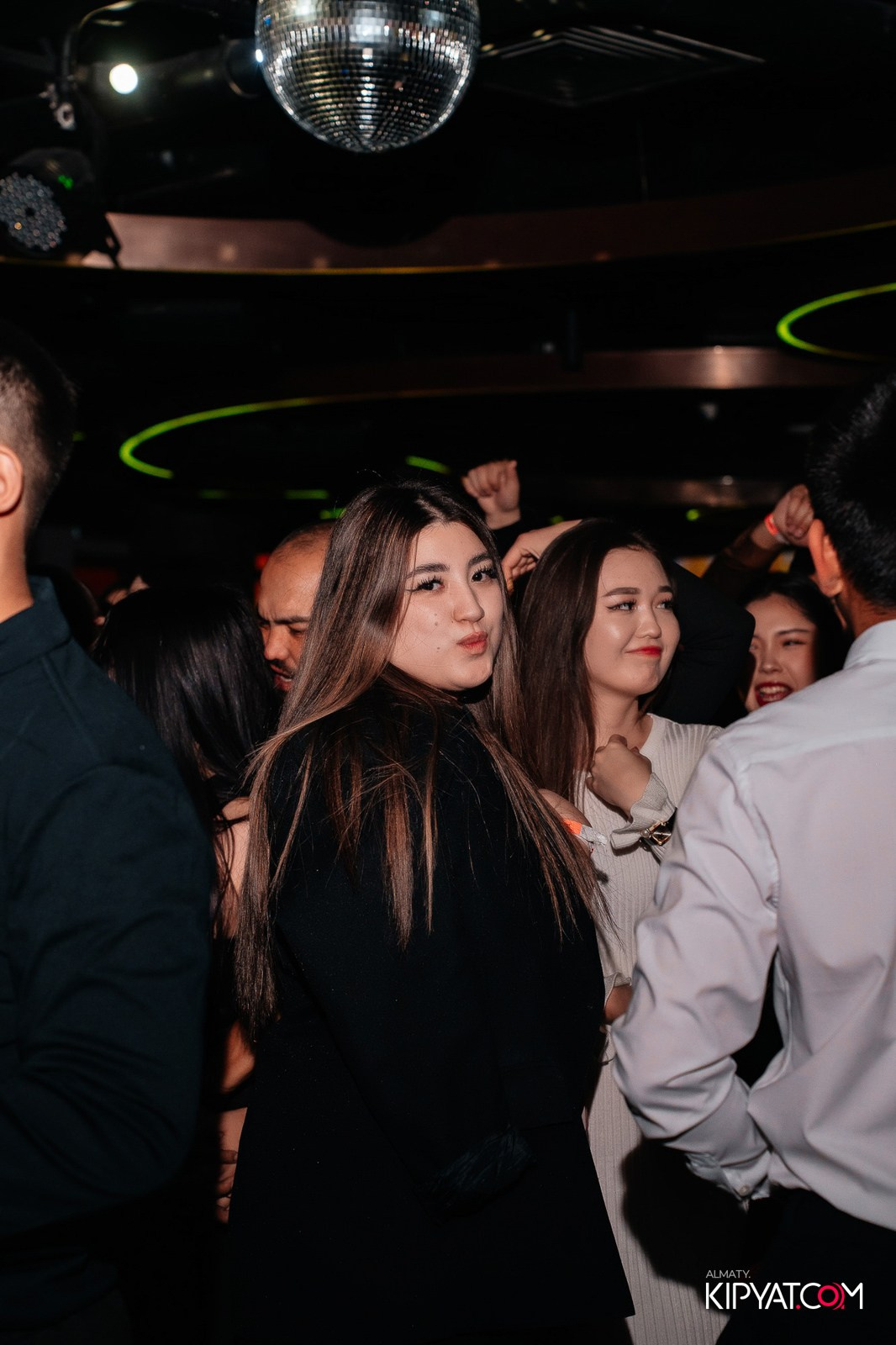 EVENT BAR. КИПЯТКОМ АЛМАТЫ!