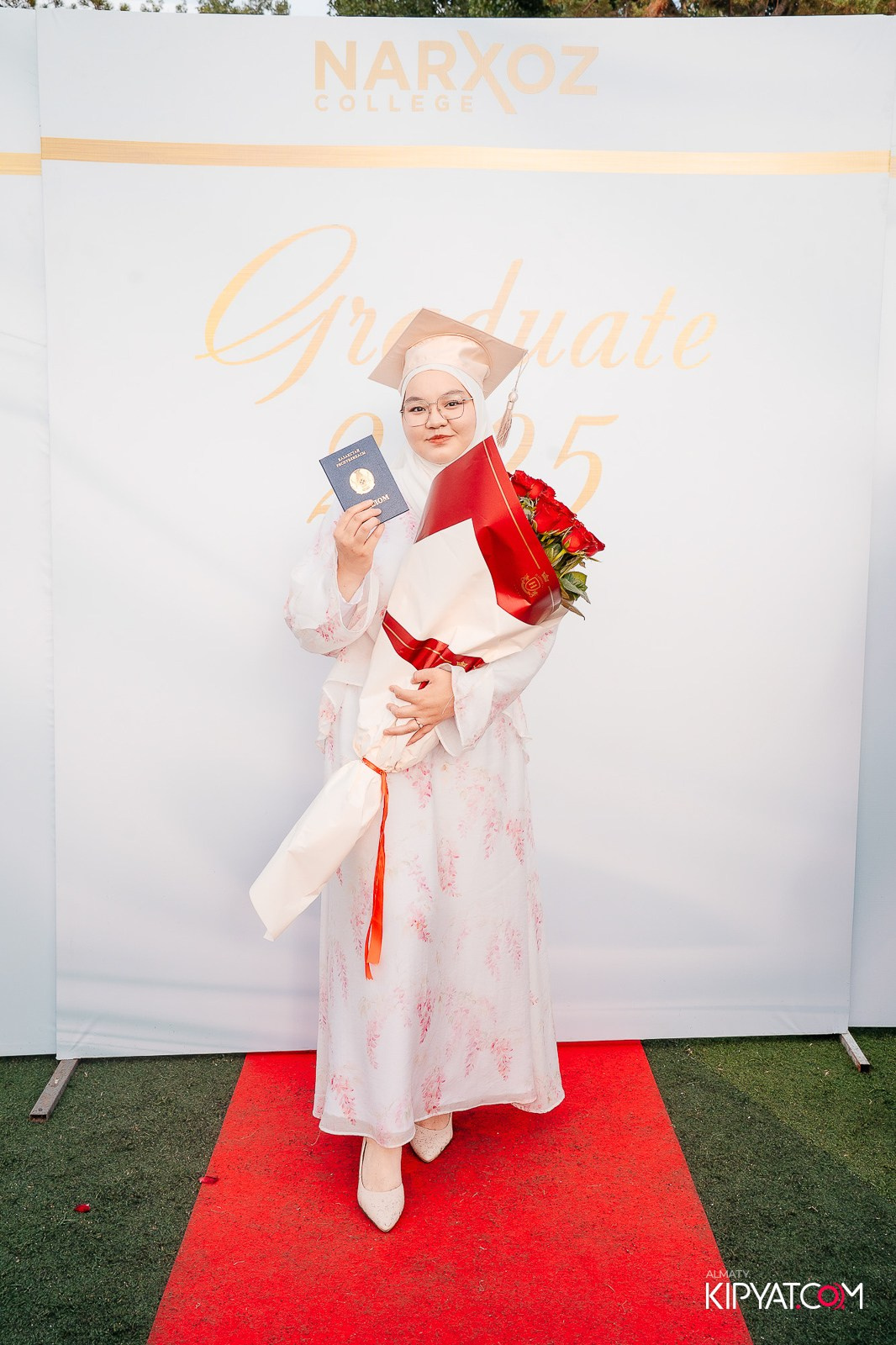 ВРУЧЕНИЕ ДИПЛОМОВ — НАРХОЗ КОЛЛЕДЖ. Part 1. КИПЯТКОМ АЛМАТЫ!
