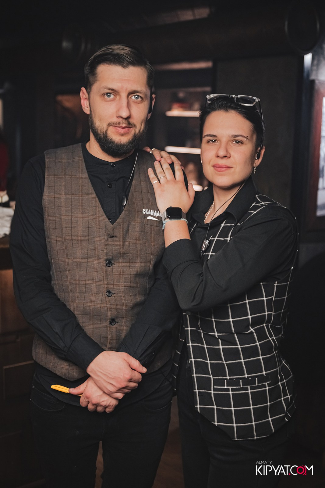 РЕСТО-БАР СКАНДАЛИСТЪ. КИПЯТКОМ АЛМАТЫ!