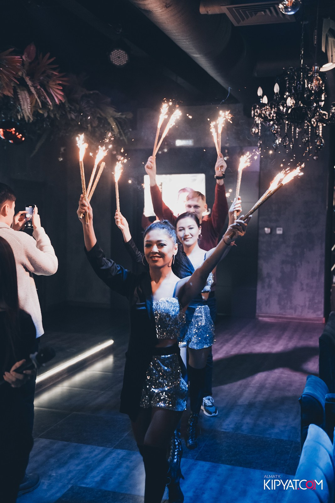 ДОРОГАЯ, Я НЕ ПИЛ. КИПЯТКОМ АЛМАТЫ!