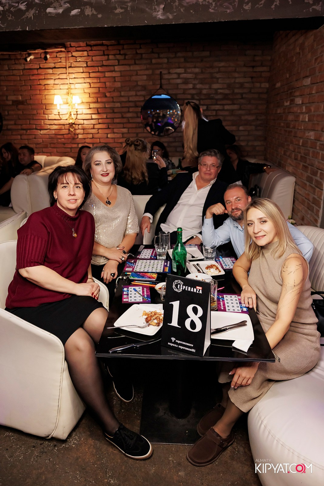 МУЗЫКАЛЬНОЕ ЛОТО В HIT RETRO. КИПЯТКОМ АЛМАТЫ!