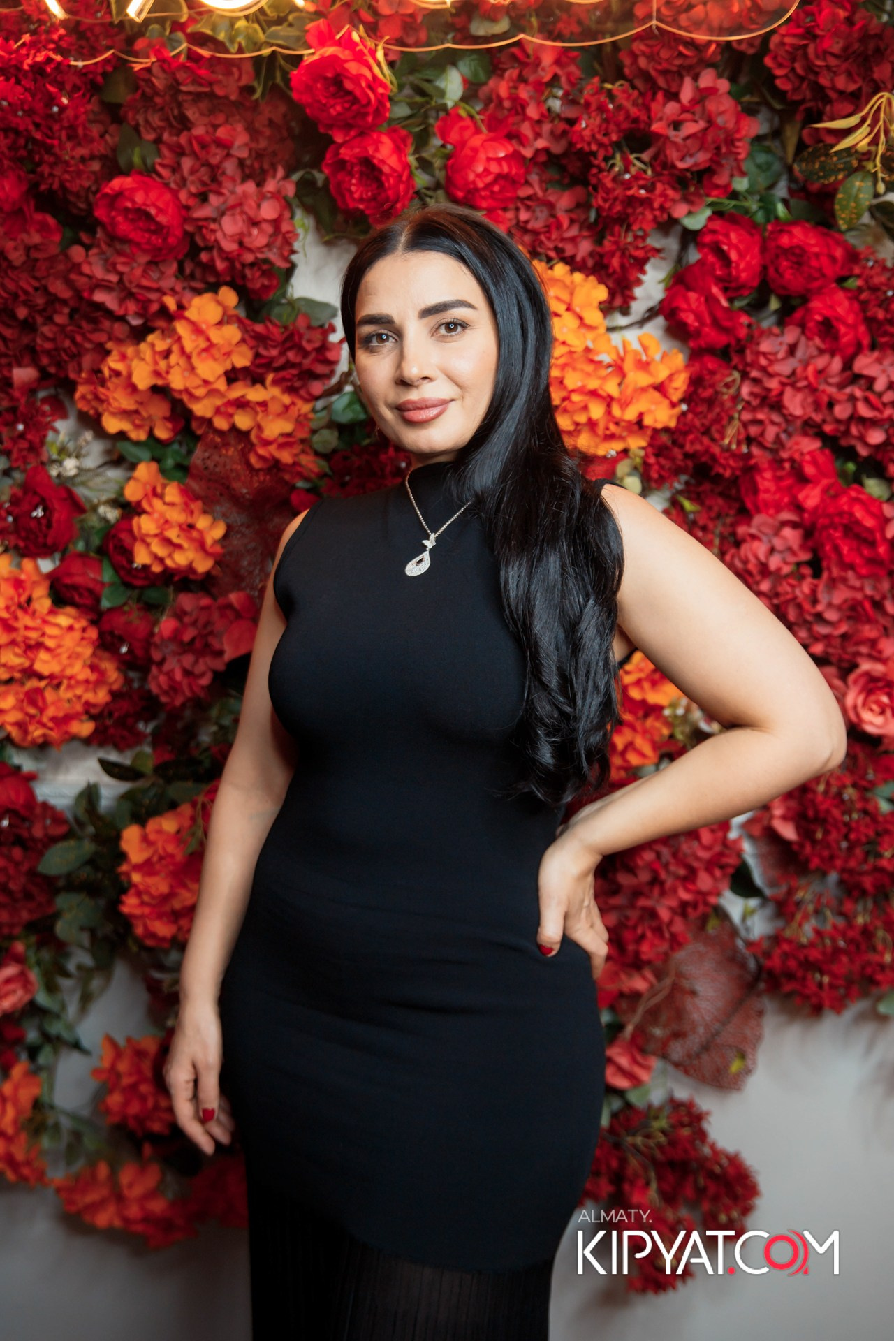 ДЕНЬ РОЖДЕНИЯ КАФЕ ЭСМИРАЛЬДА. КИПЯТКОМ АЛМАТЫ!