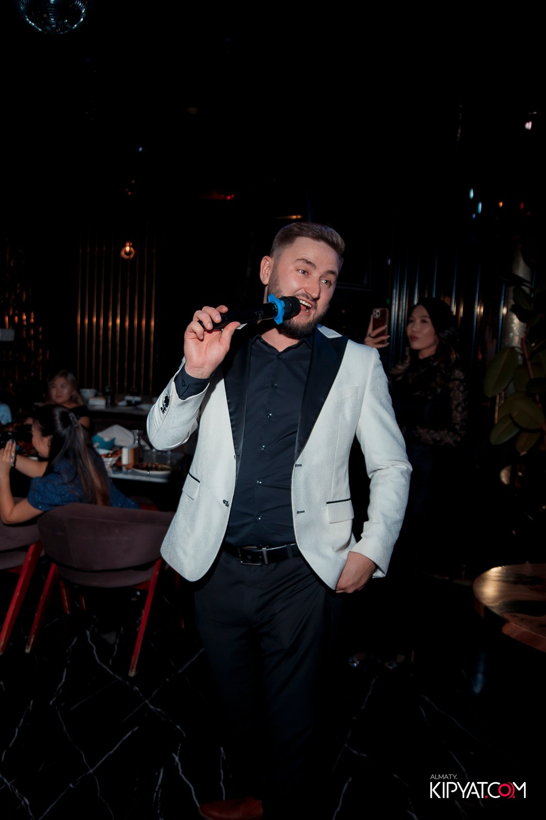 MOOD KARAOKE & TERRACE. КИПЯТКОМ АЛМАТЫ!