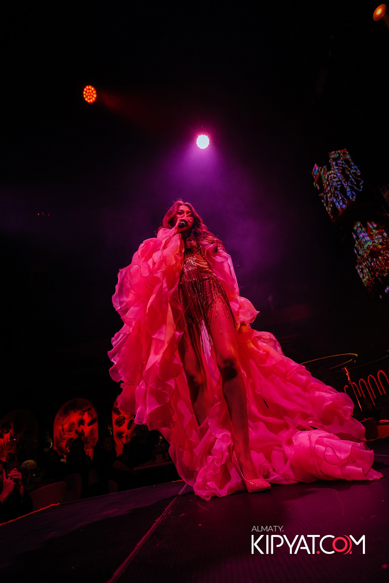 QUEEN. КИПЯТКОМ АЛМАТЫ!