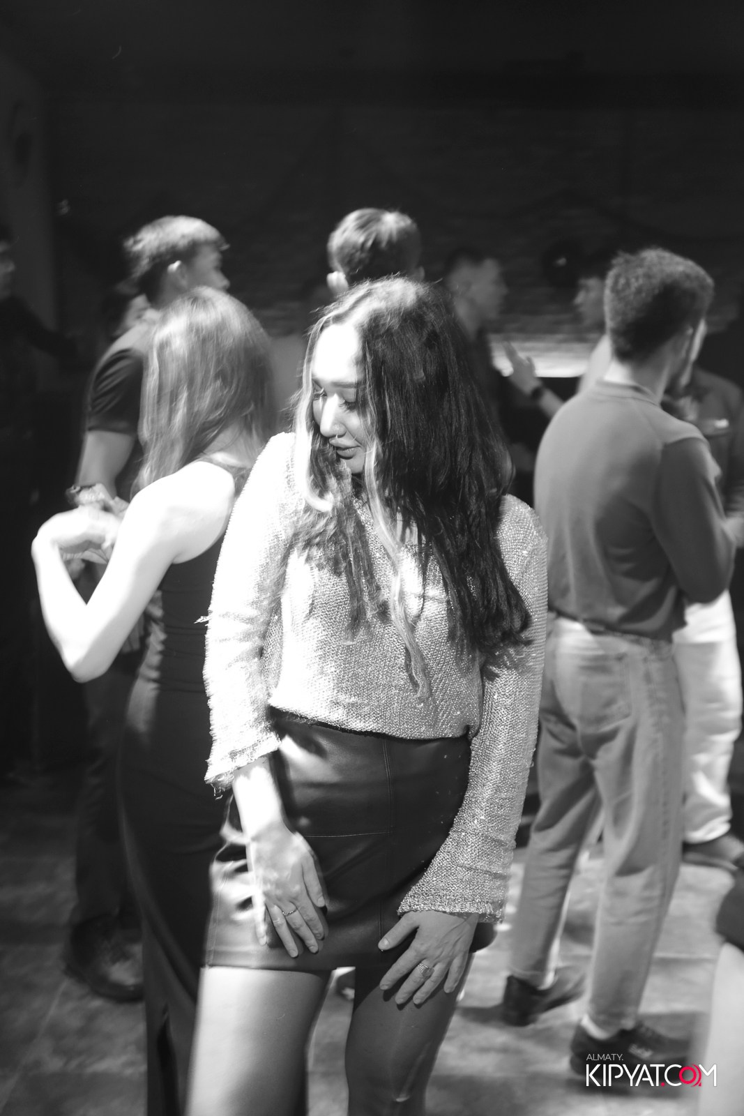 ARAGOSTA ДИСКО-БАР. КИПЯТКОМ АЛМАТЫ!