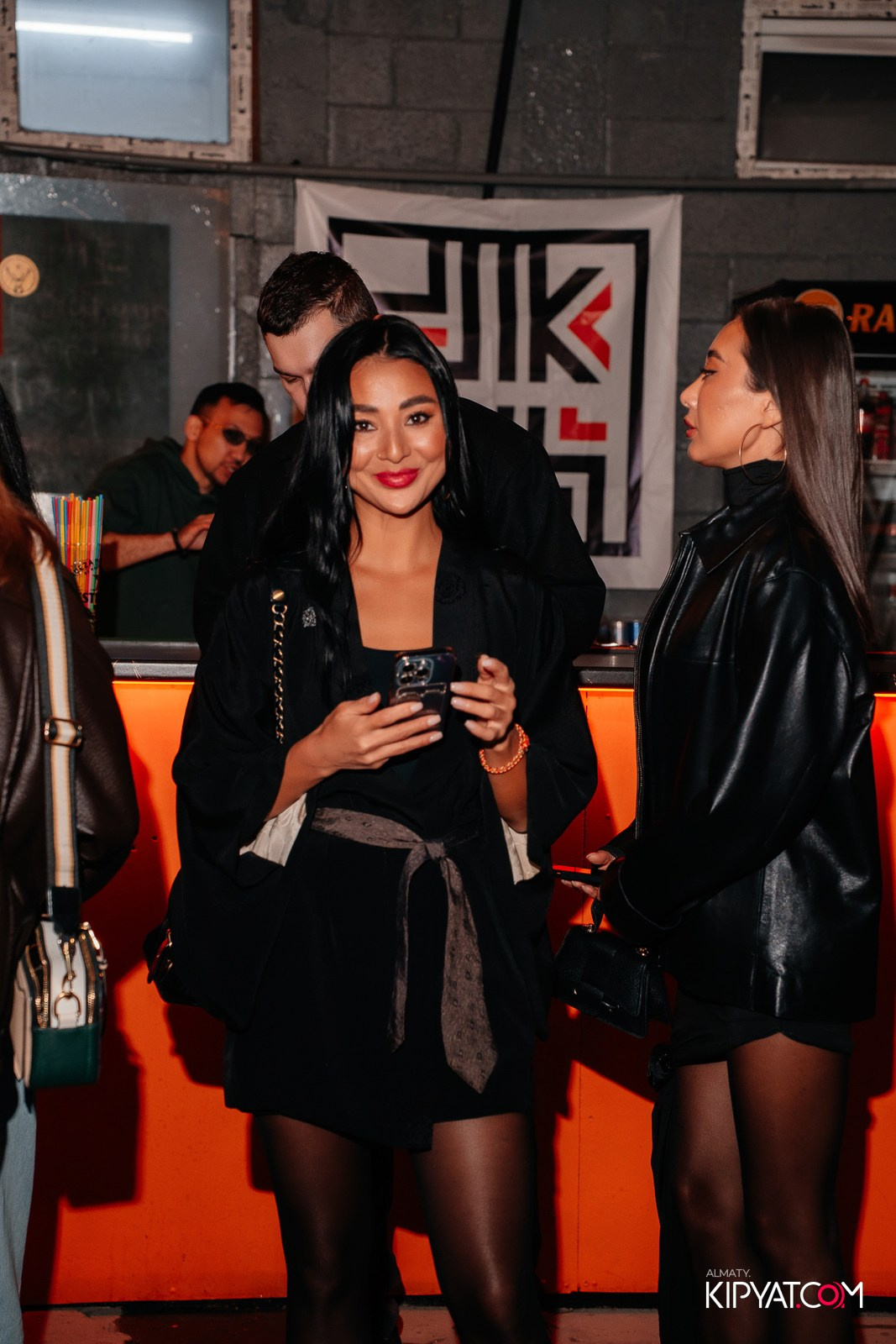 НОЧНОЙ РЕЙВ. КИПЯТКОМ АЛМАТЫ!