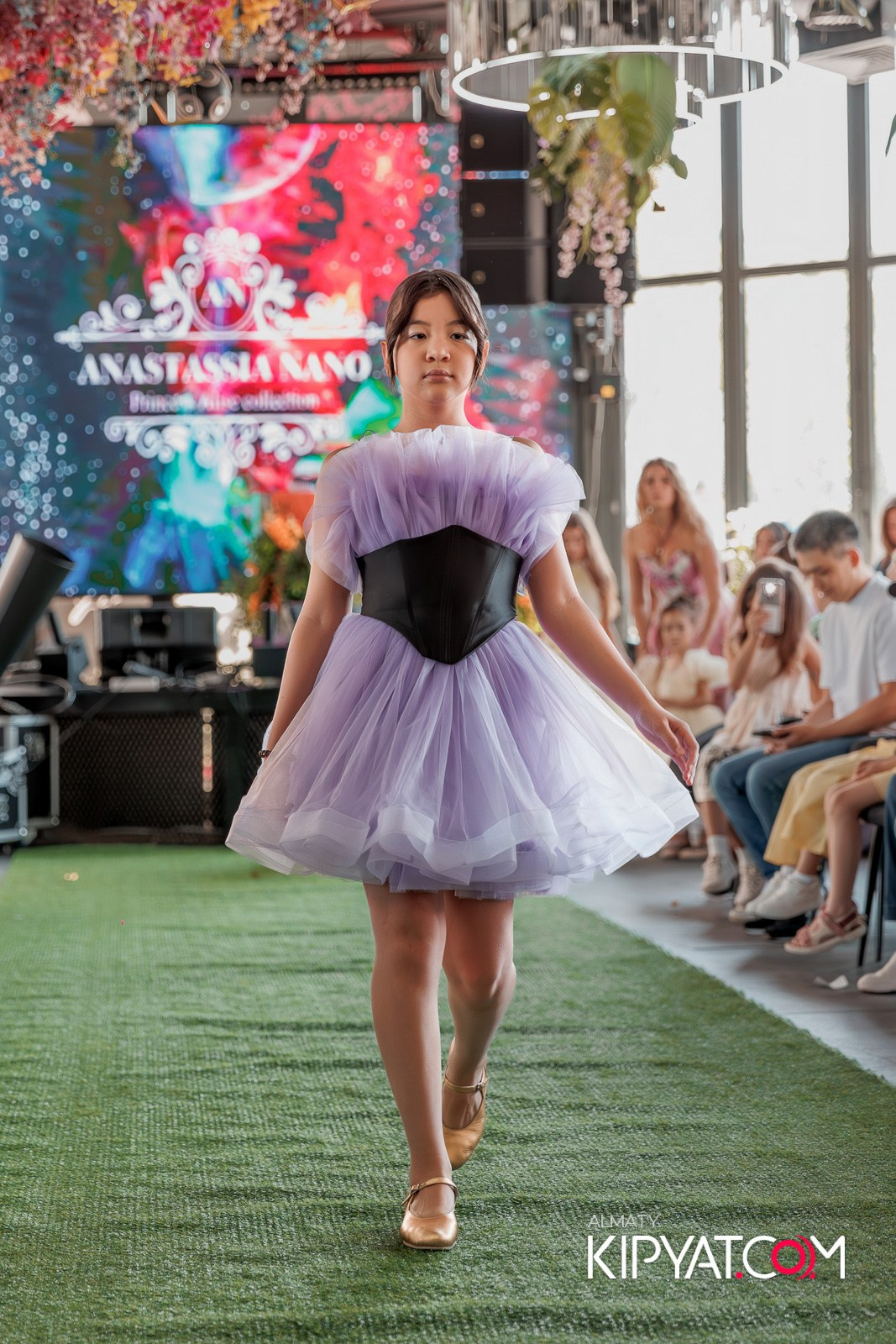 PROM KIDS FASHION SHOW. КИПЯТКОМ АЛМАТЫ!