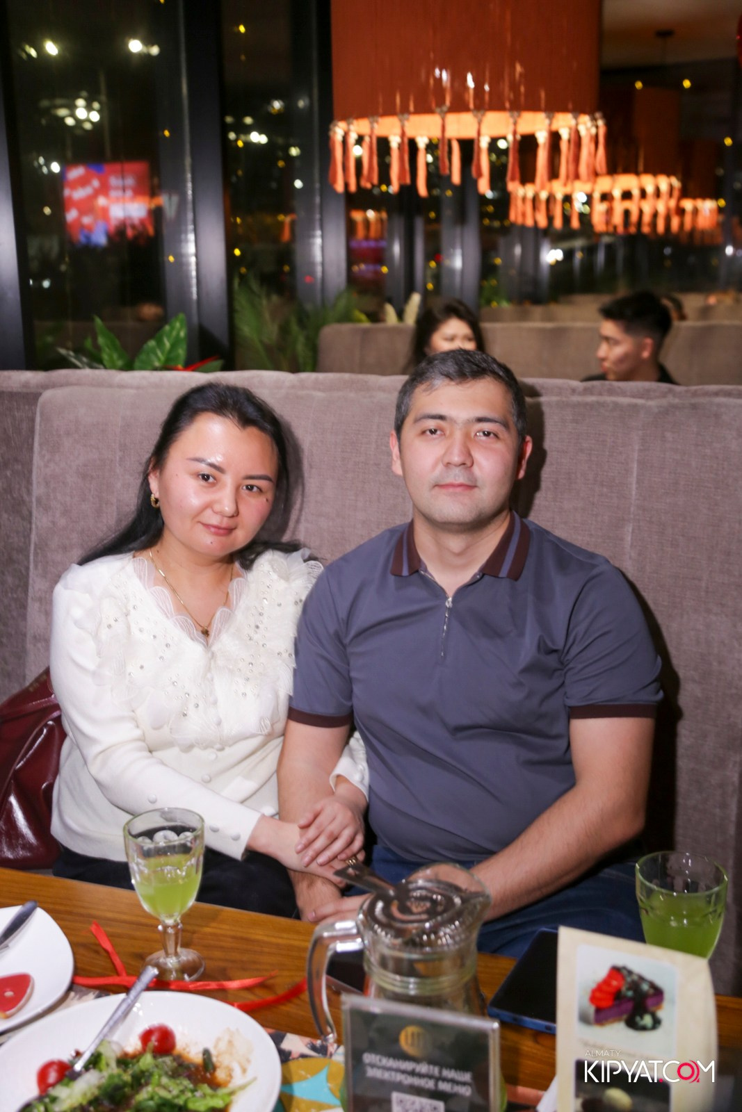 LIFE GRILL CAFE. КИПЯТКОМ АЛМАТЫ! Фотосъемка мероприятий в Алматы