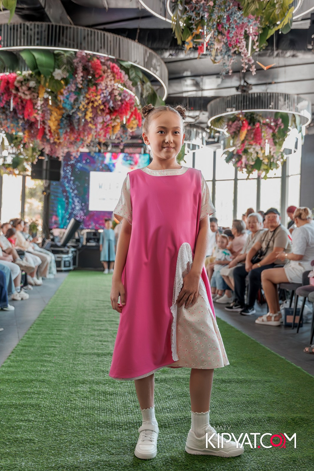 PROM KIDS FASHION SHOW. КИПЯТКОМ АЛМАТЫ!