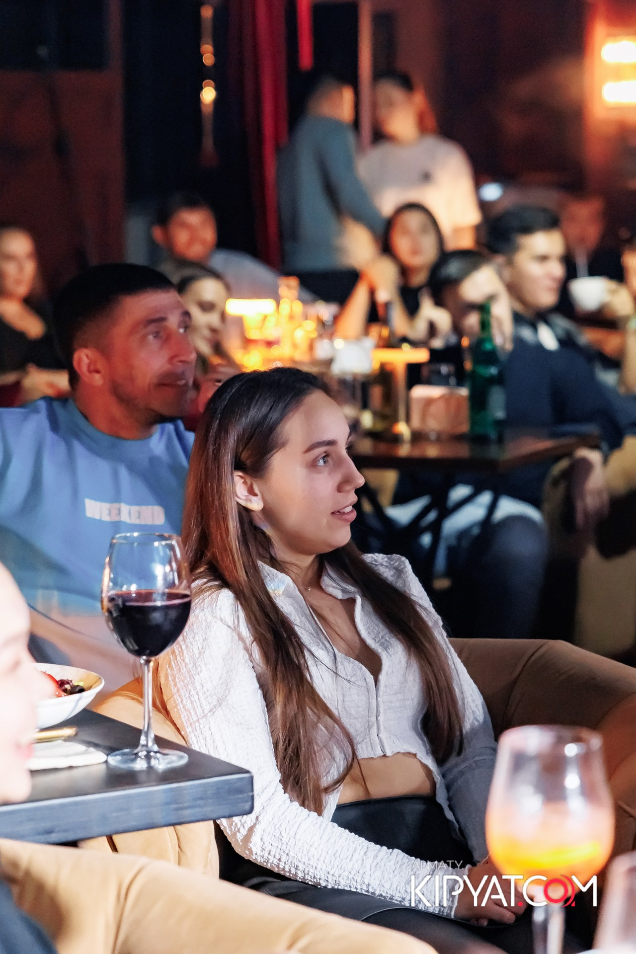 СОЛЬНЫЙ STAND UP КОНЦЕРТ АЛЕКСАНДРА МЕРКУЛЬ. КИПЯТКОМ АЛМАТЫ!