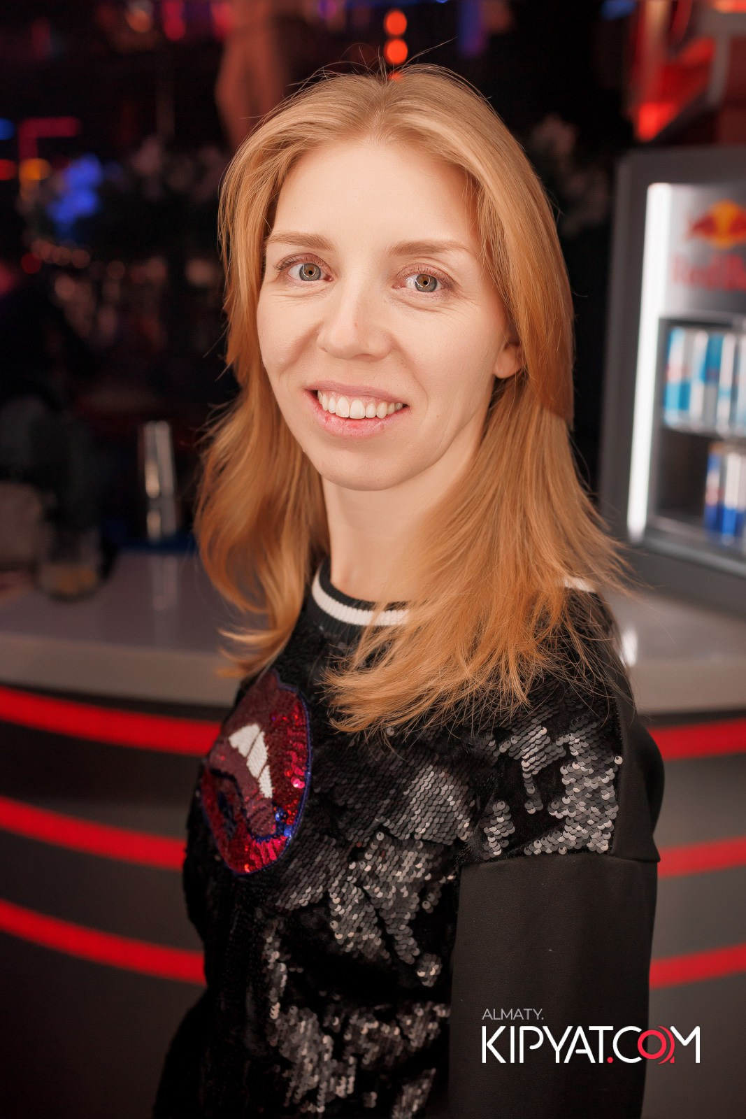 SANTA BARBARA — ПИТ ДЖЕЙСОН (ГР. ПРЕМЬЕР-МИНИСТР) И ИЛЬЯ ЗУДИН (ГР. ДИНАМИТ) НА ПРЕДНОВОГОДНЕЙ ВЕЧЕРИНКЕ. КИПЯТКОМ АЛМАТЫ!