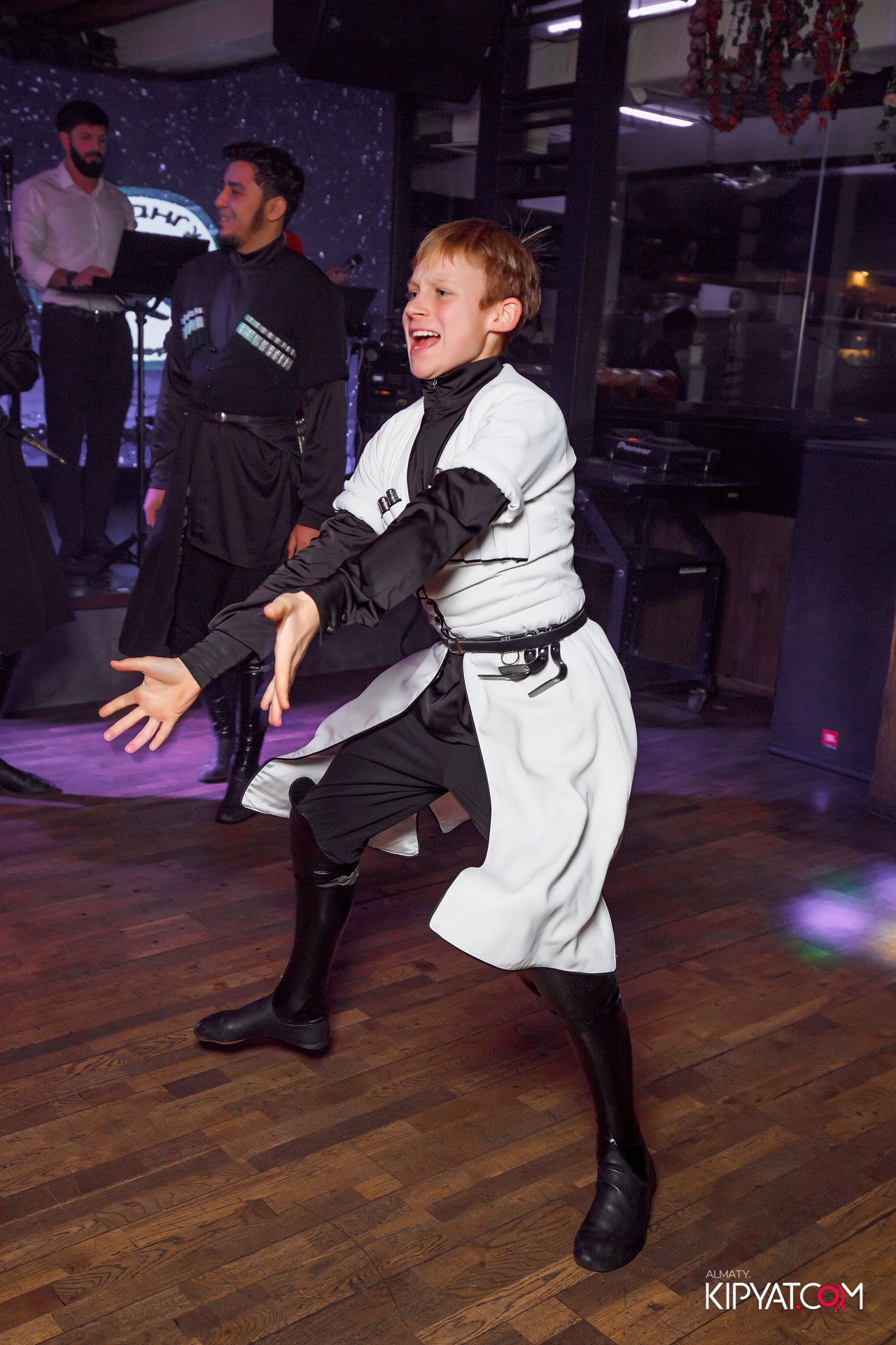 ВАХТАНГУРИ. КИПЯТКОМ АЛМАТЫ! Фотосъемка мероприятий в Алматы