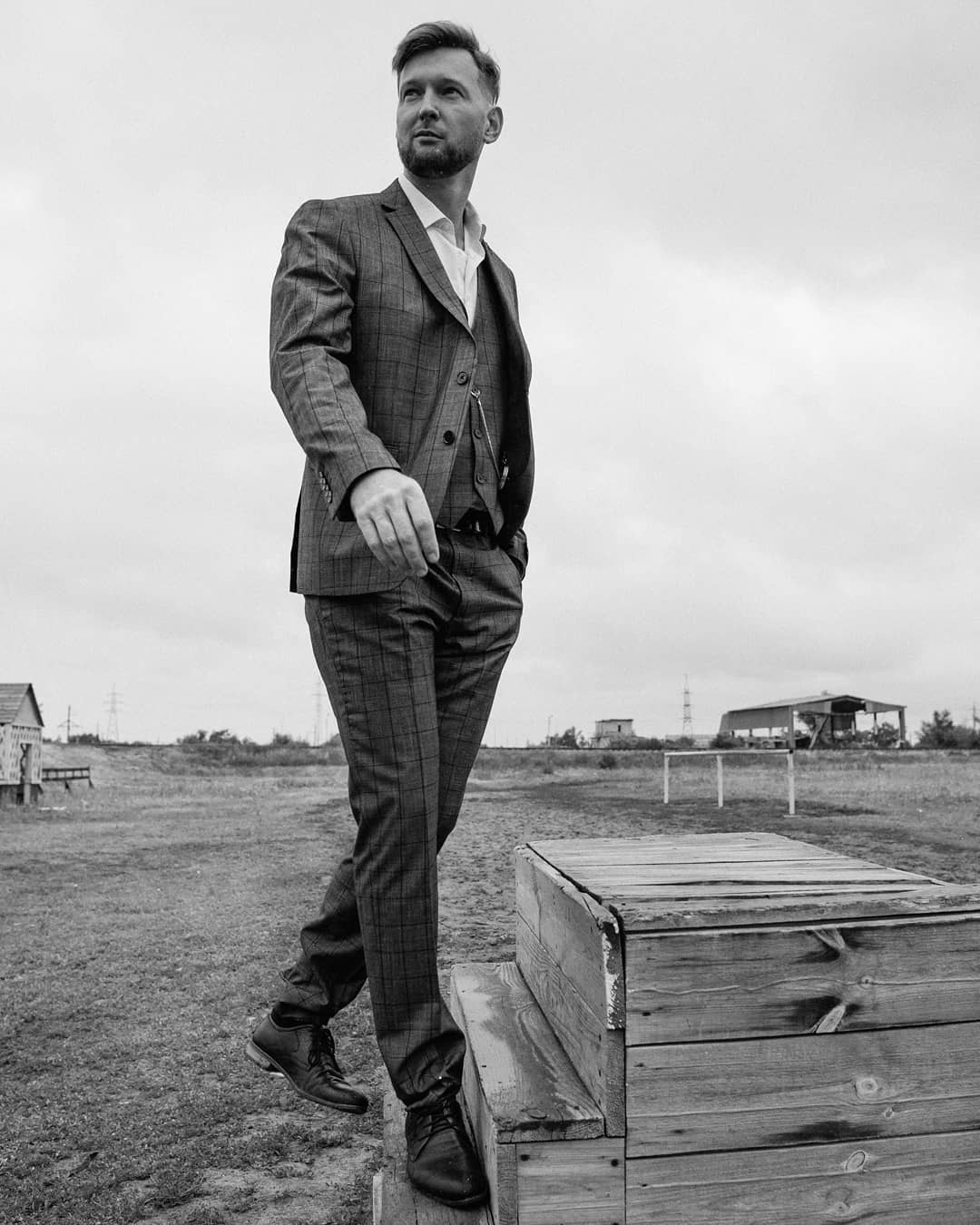 Острые козырьки. Анна Парсанова.ФОТОГРАФ