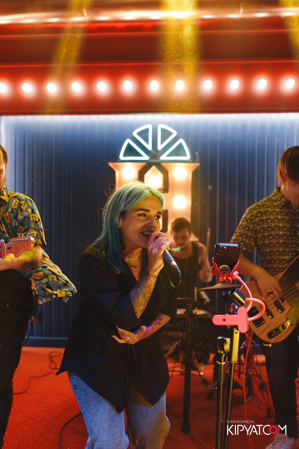 Harat's Irish Pub. Кипятком Караганда