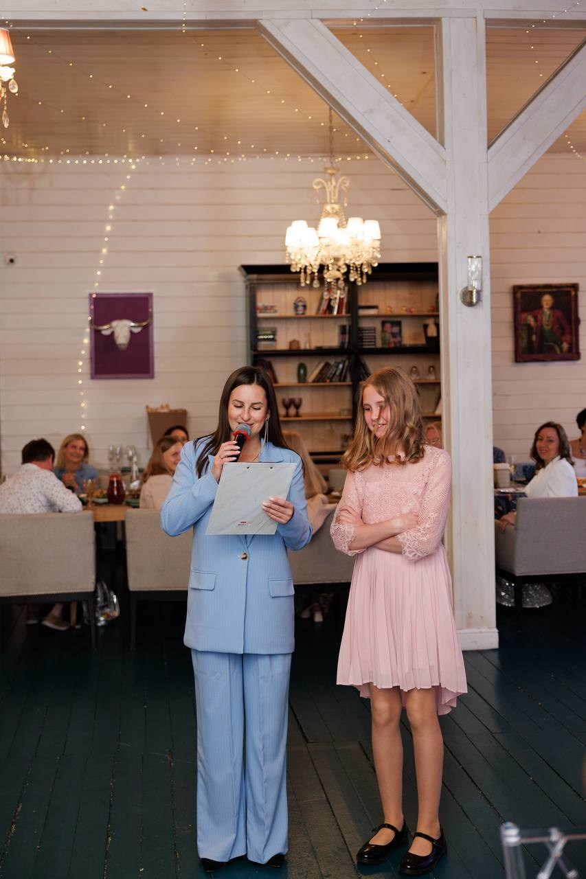 Выпускной 4 класс. Ведущий на свадьбу юбилей корпоратив в Москве и МО Светлана Винокурова