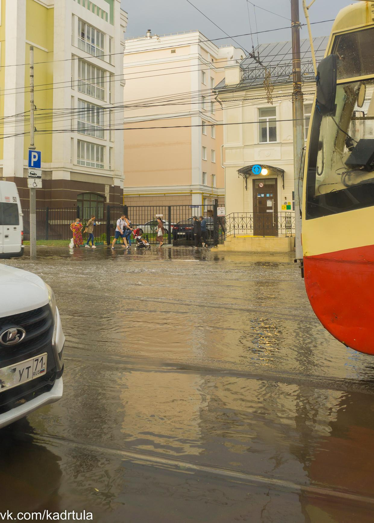Летний дождь в Туле (циклоны, ливни, прочие погодные чудеса). Фотограф в Туле Крупский АнДРей. Фотостудия «КАДР71» в Туле