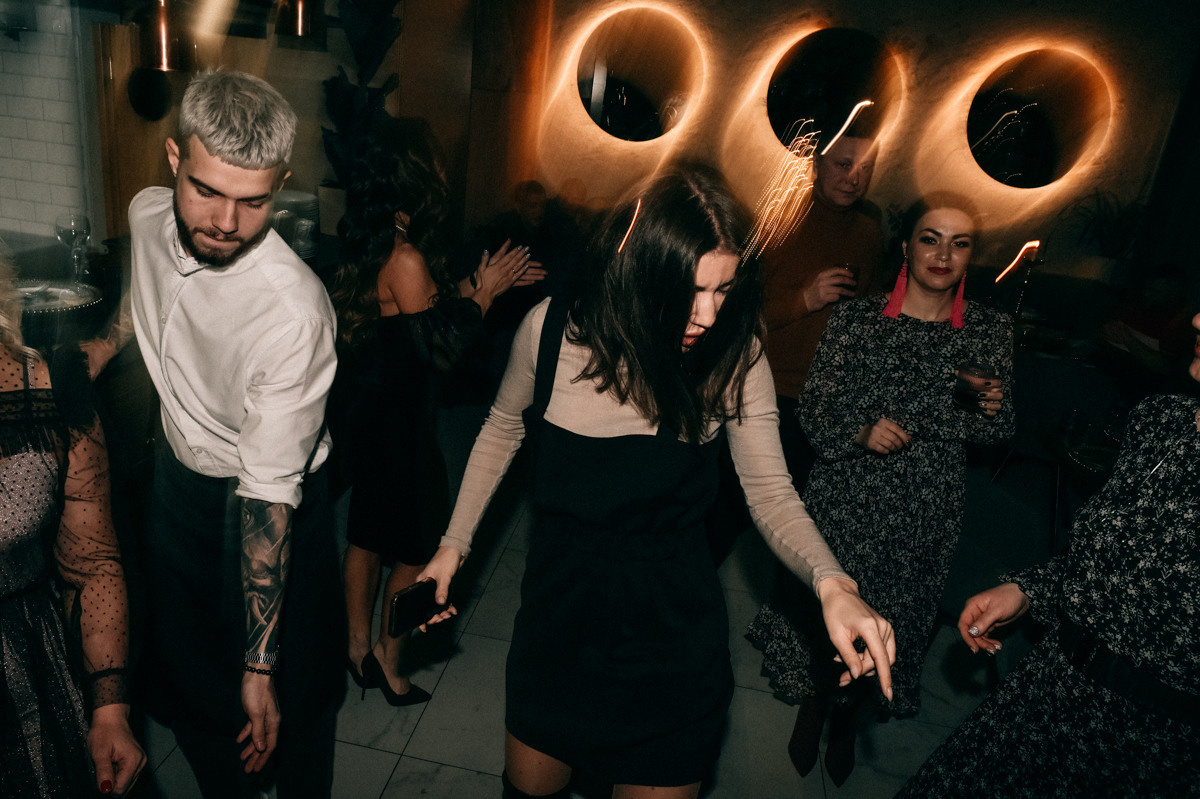 Выпускные и корпоративы. Фотограф в Барнауле Дарья Бутурлакина. Люби.Цени.Касайся