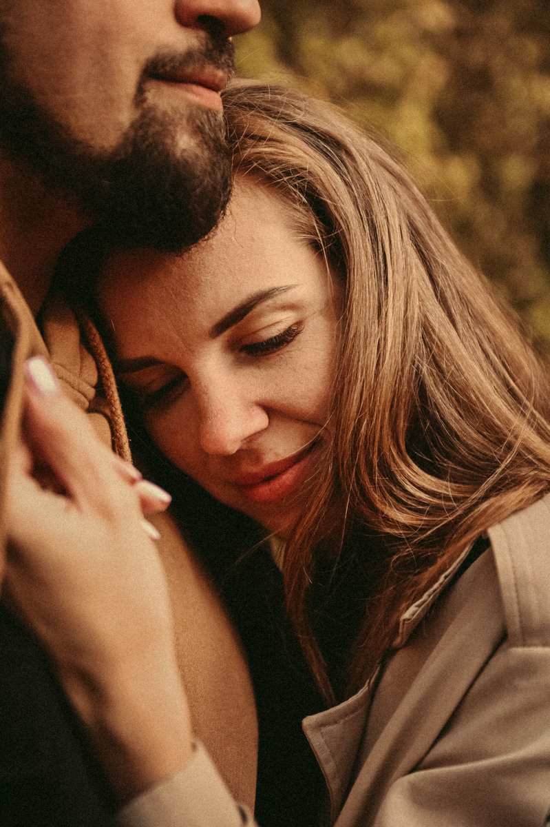 Фотосессия Love Story. Фотограф в Барнауле Дарья Бутурлакина. Люби.Цени.Касайся