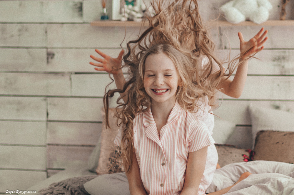 Детская фотография. Фотограф в Барнауле Дарья Бутурлакина. Люби.Цени.Касайся