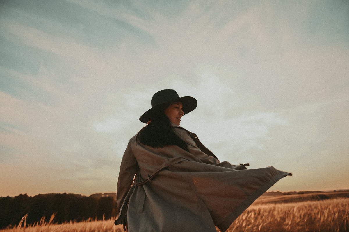 Индивидуальная съемка. Фотограф в Барнауле Дарья Бутурлакина. Люби.Цени.Касайся