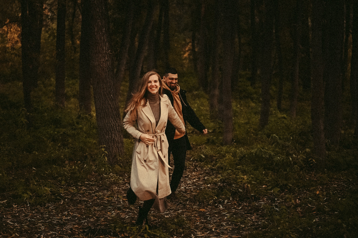 Фотосессия Love Story. Фотограф в Барнауле Дарья Бутурлакина. Люби.Цени.Касайся