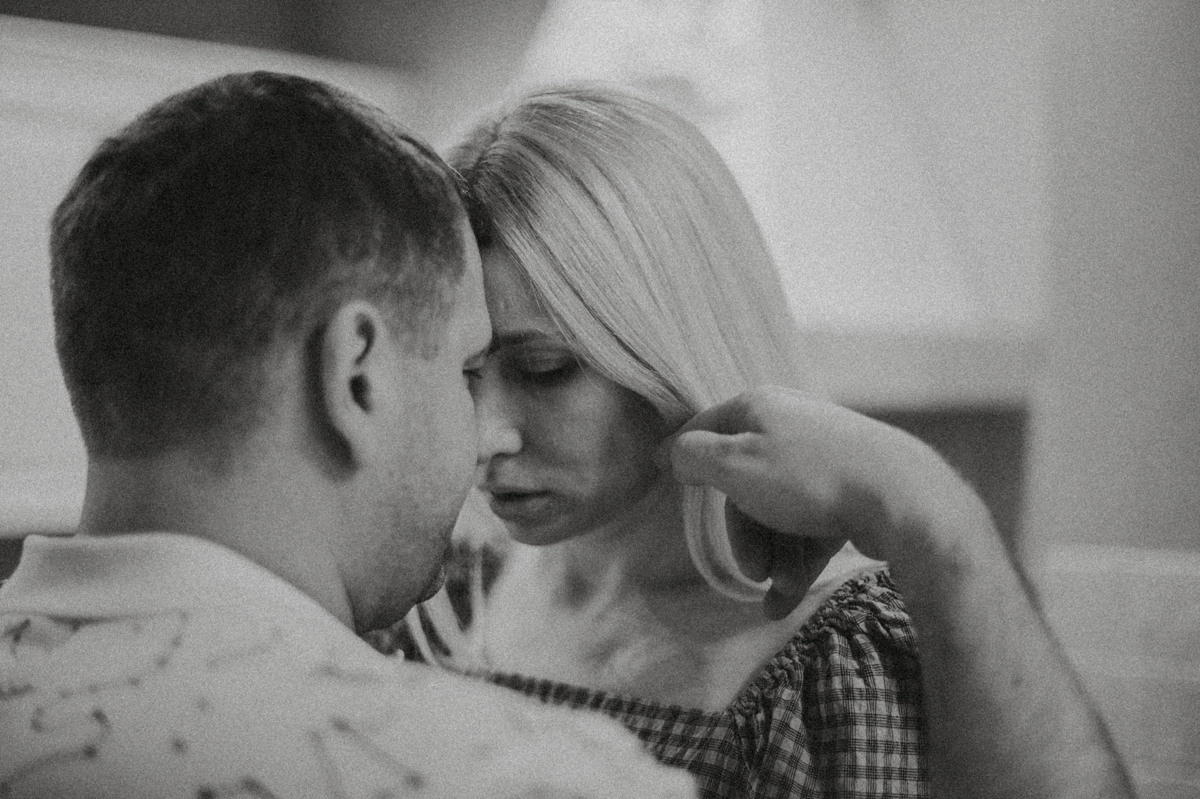 Фотосессия Love Story. Фотограф в Барнауле Дарья Бутурлакина. Люби.Цени.Касайся