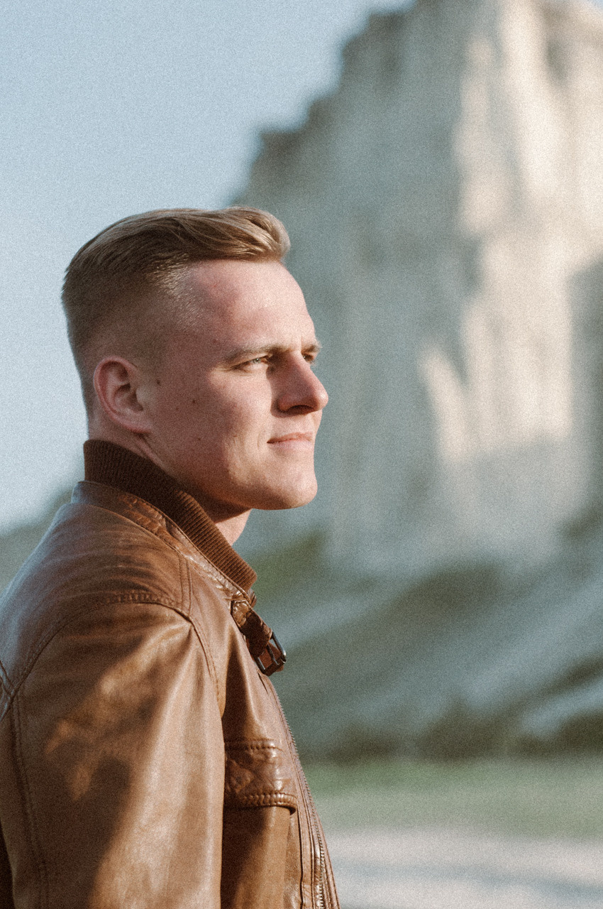 Свадебные фотографии. Фотограф в Барнауле Дарья Бутурлакина. Люби.Цени.Касайся