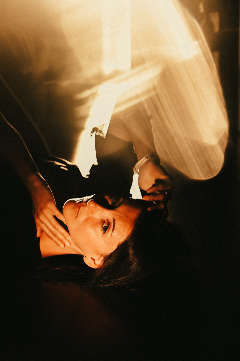 Индивидуальная съемка. Фотограф в Барнауле Дарья Бутурлакина. Люби.Цени.Касайся