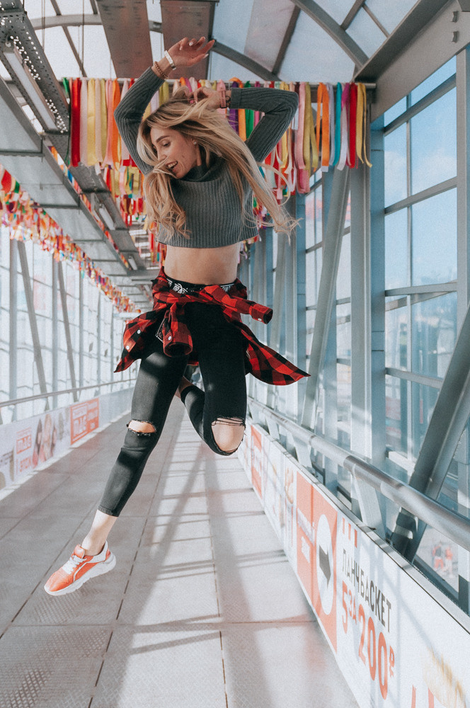 Индивидуальная съемка. Фотограф в Барнауле Дарья Бутурлакина. Люби.Цени.Касайся