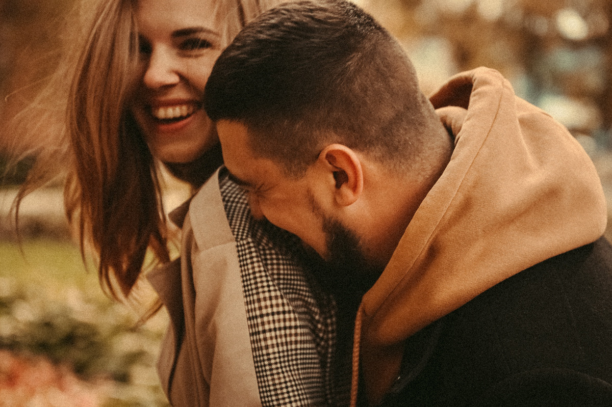 Фотосессия Love Story. Фотограф в Барнауле Дарья Бутурлакина. Люби.Цени.Касайся