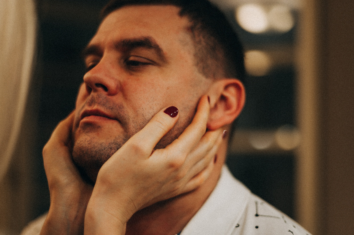 Фотосессия Love Story. Фотограф в Барнауле Дарья Бутурлакина. Люби.Цени.Касайся