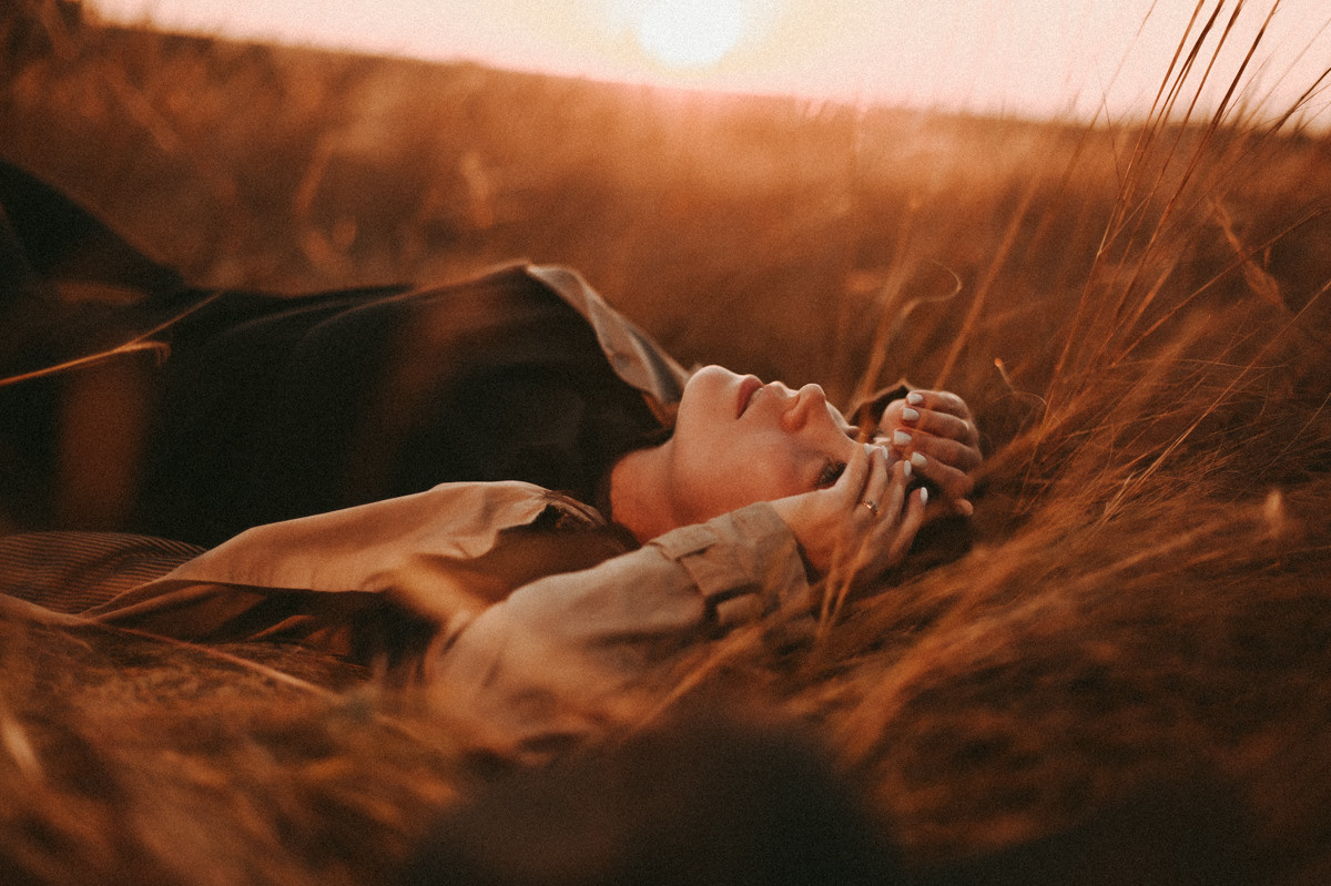 Индивидуальная съемка. Фотограф в Барнауле Дарья Бутурлакина. Люби.Цени.Касайся