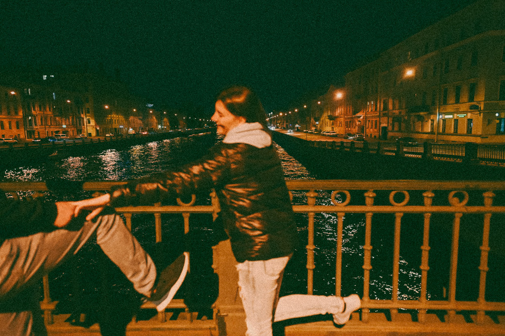 Фотосессия Love Story. Фотограф в Барнауле Дарья Бутурлакина. Люби.Цени.Касайся