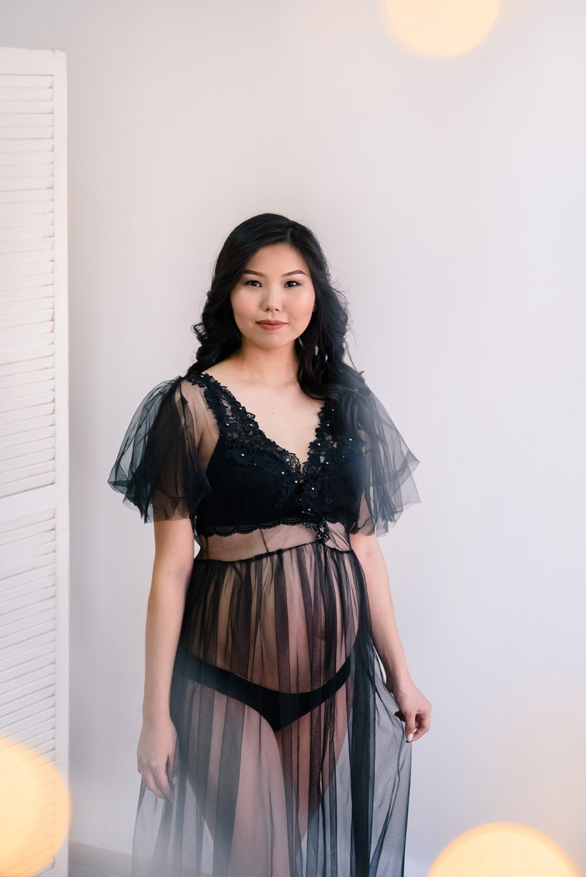 Пеньюары для беременных. Фотостудия Малина в городе Улан-Удэ. Фотограф Ирина Жарникова