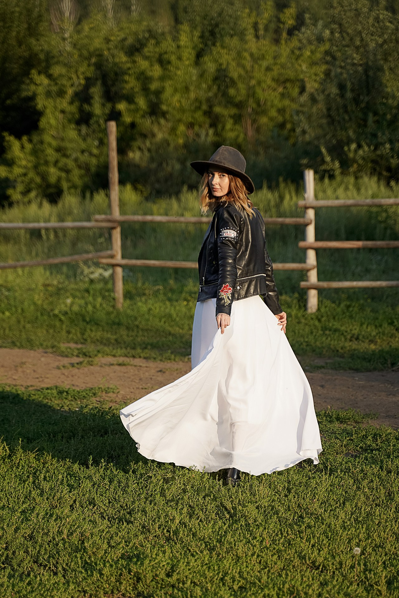 Мария. Семейный и женский фотограф, контент фотосессия в Екатеринбурге