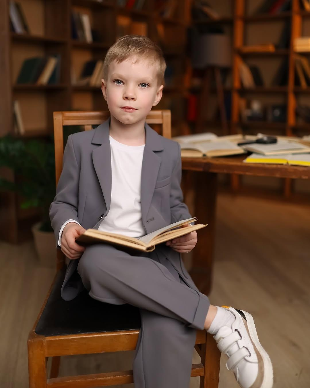 Примеры фотографий. Станция Альбомная — современные выпускные альбомы