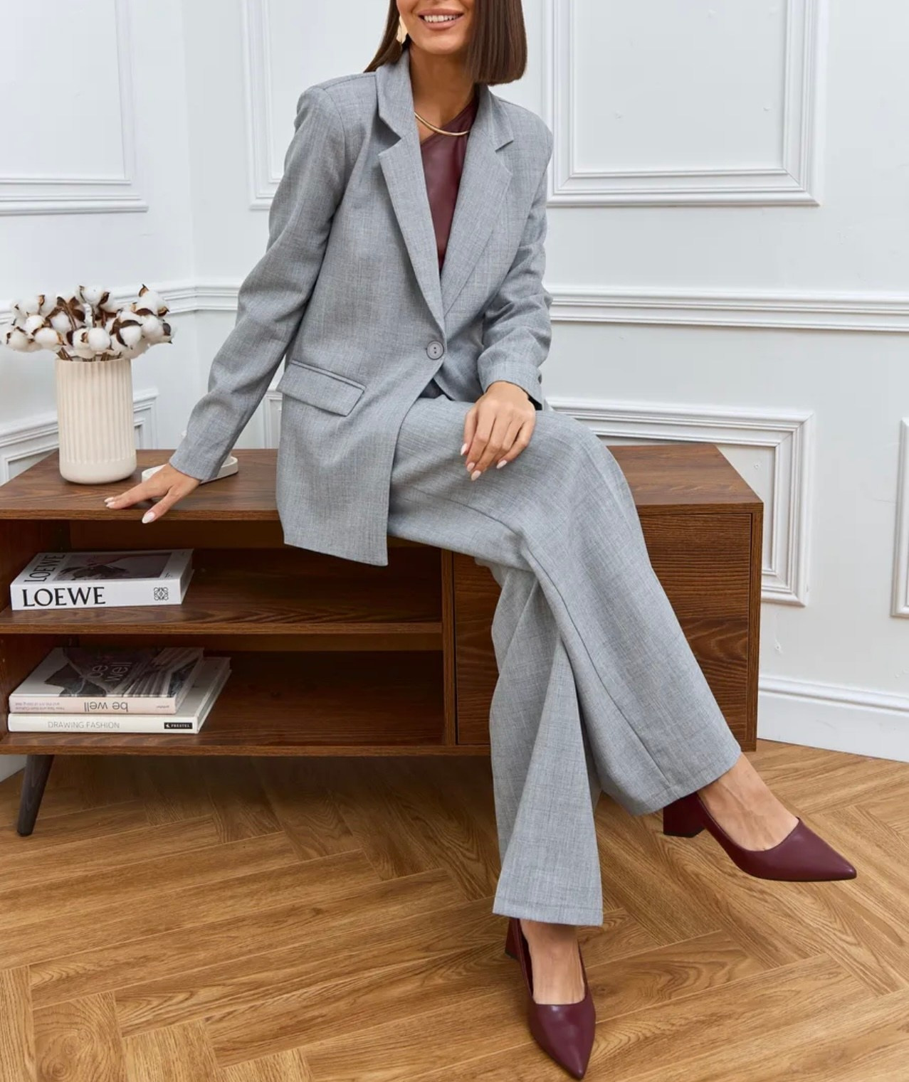 Костюм: Пиджак 500 руб/час Размер M-L (48) , Брюки 500 руб/час Размер M-L (48) | Залоговая стоимость - 5500 руб