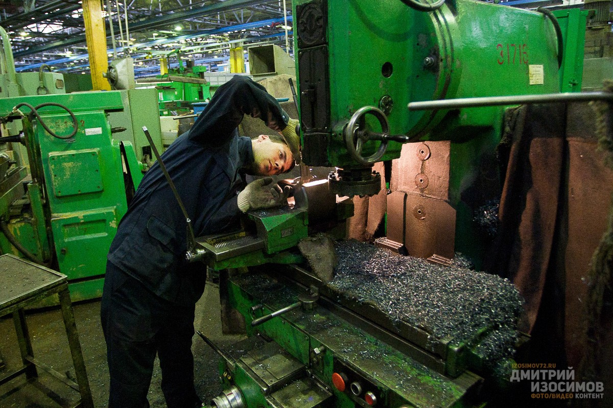 Тюменский моторный завод