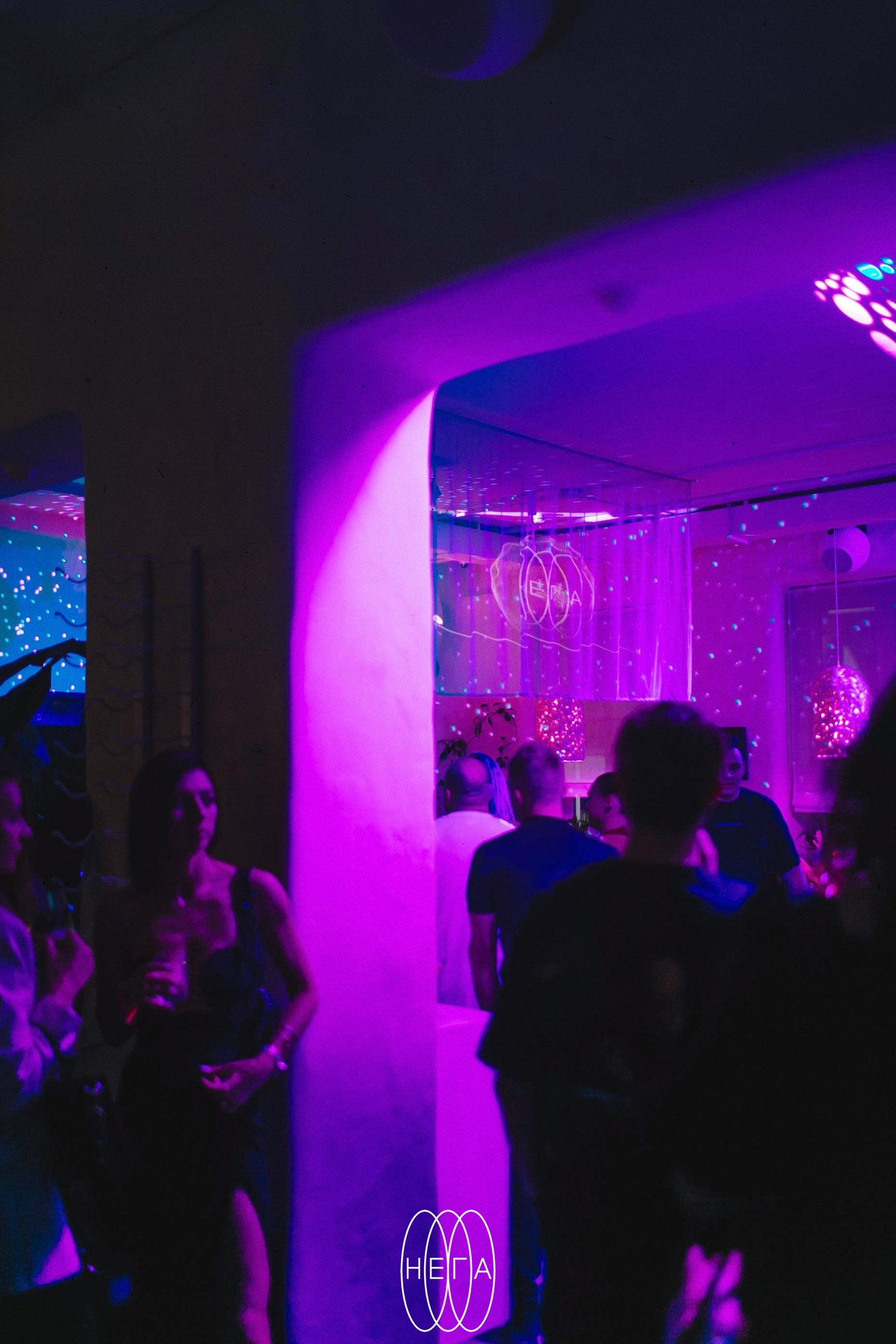 Ночная жизнь Смоленска. Фотограф | Михаил Буш Смоленск