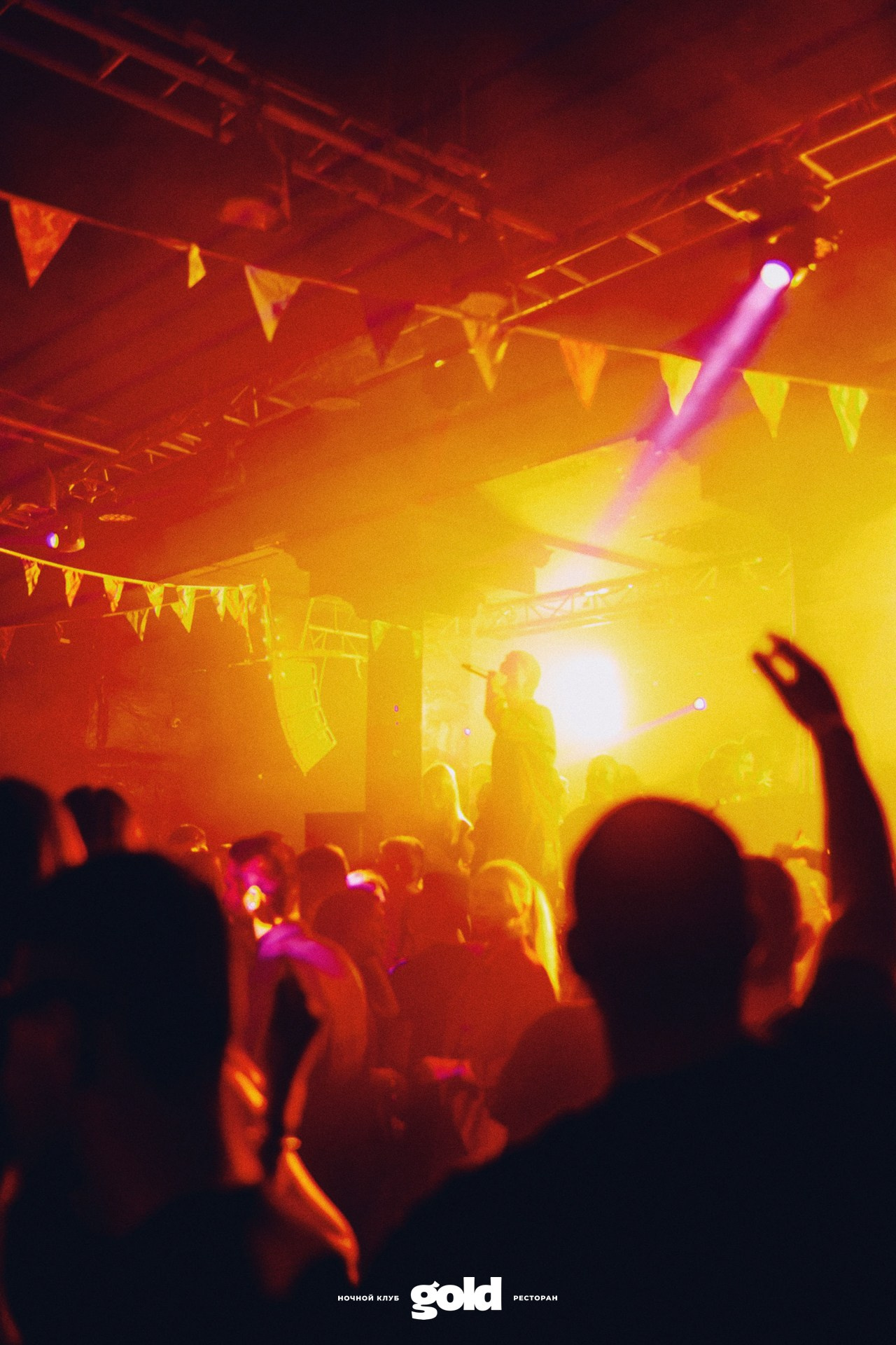 Ночная жизнь Смоленска. Фотограф | Михаил Буш Смоленск