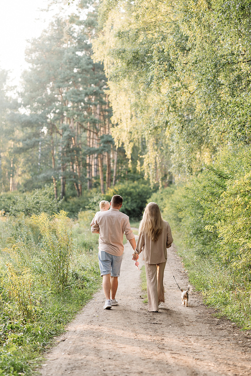 Семейная прогулка. Свадебный и семейный фотограф Москва Екатерина Верижникова