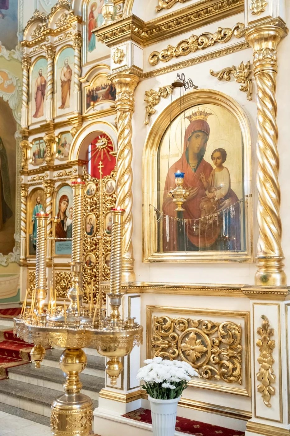 В КАНУН СОБОРА САРАТОВСКИХ СВЯТЫХ СОВЕРШЕНО СОБОРНОЕ АРХИЕРЕЙСКОЕ БОГОСЛУЖЕНИЕ. Саратовское Северо-Западное благочиние