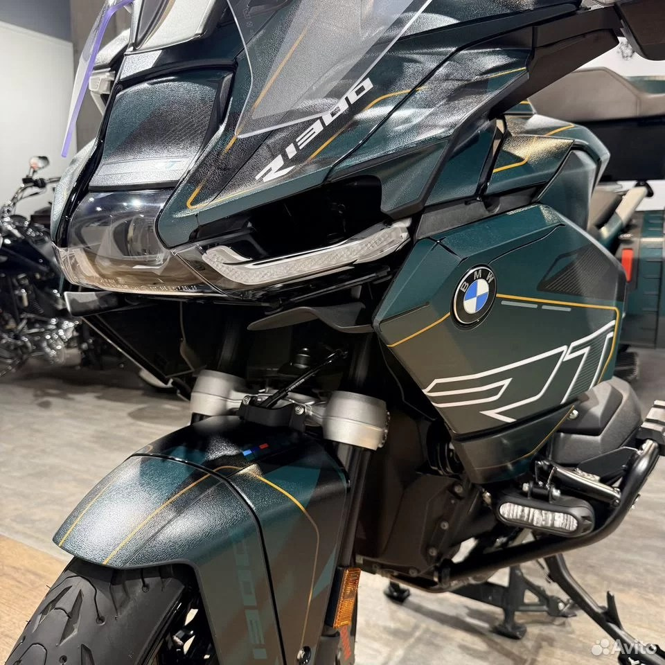 2025 BMW R1200RТ Options 719 Custom. Hello Davidson, Москва. Только хорошие мотоциклы…