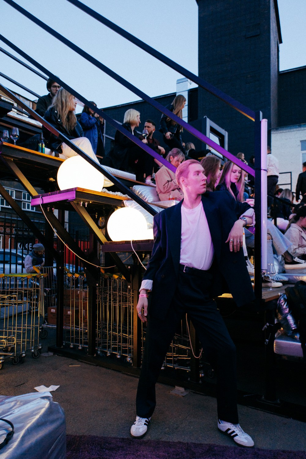 НАВИНА | CAVA. Андрей Цветков — репортажный, свадебный и портретный фотограф в Санкт-Петербурге