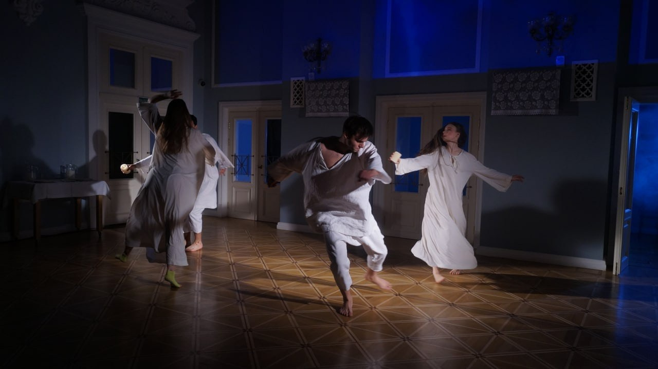 Скрыжаванне. Режиссёр Даниил Филиппович