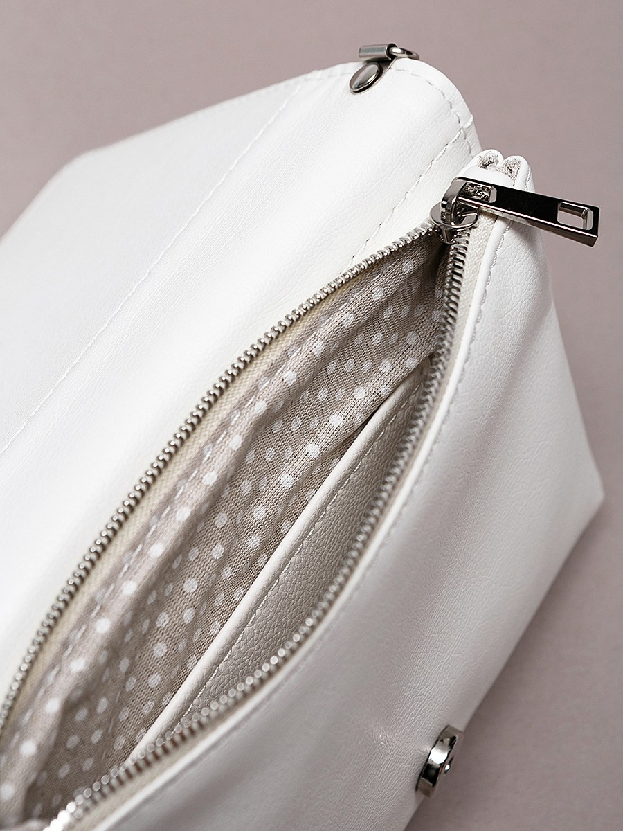 Сумка-клатч. Контент фотограф, съемка для маркетплейсов, фуд съемка и репортажи в Новосибирске Ралия Галеева