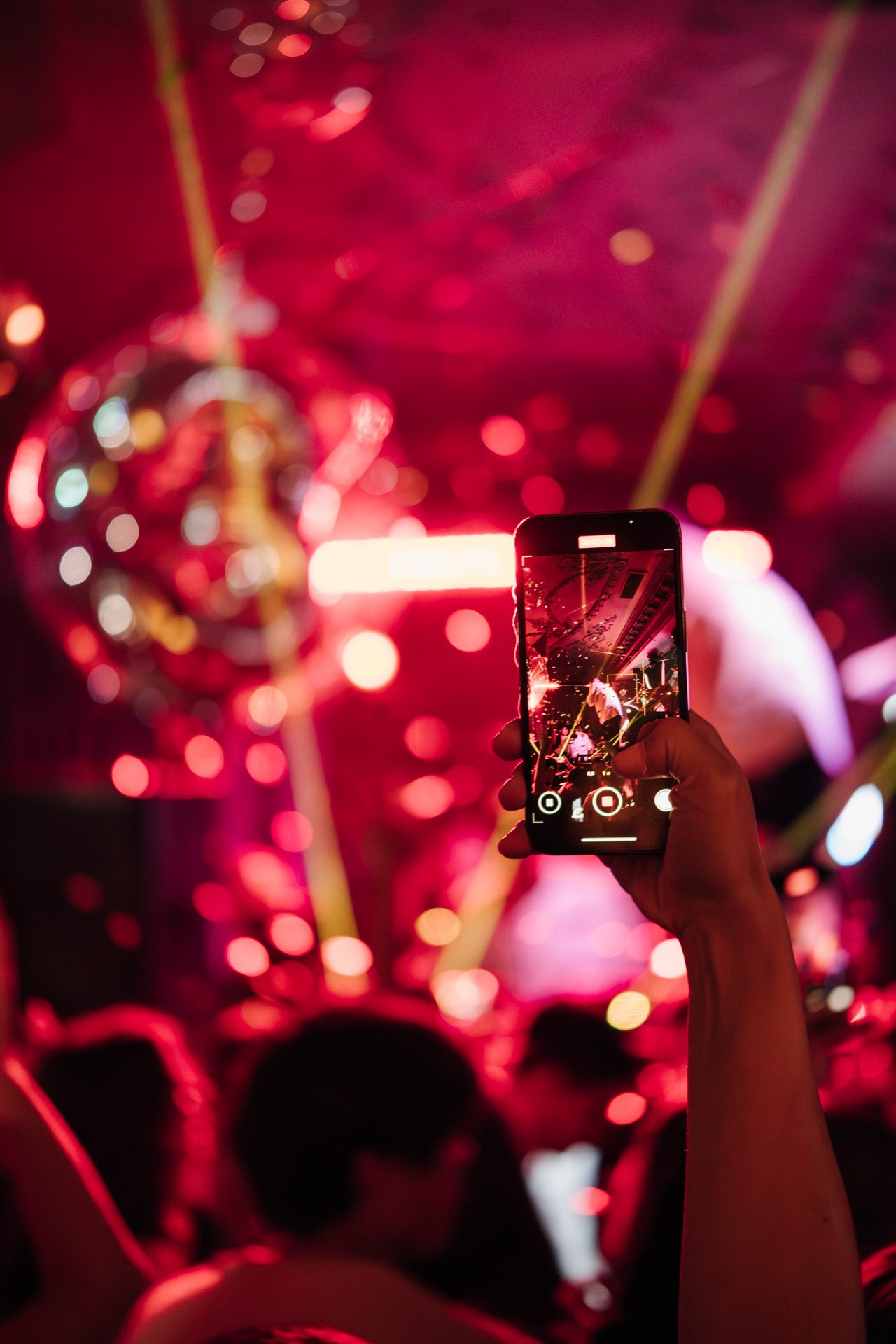 COMMODE 3 YEARS. Репортажный фотограф Санкт-Петербург